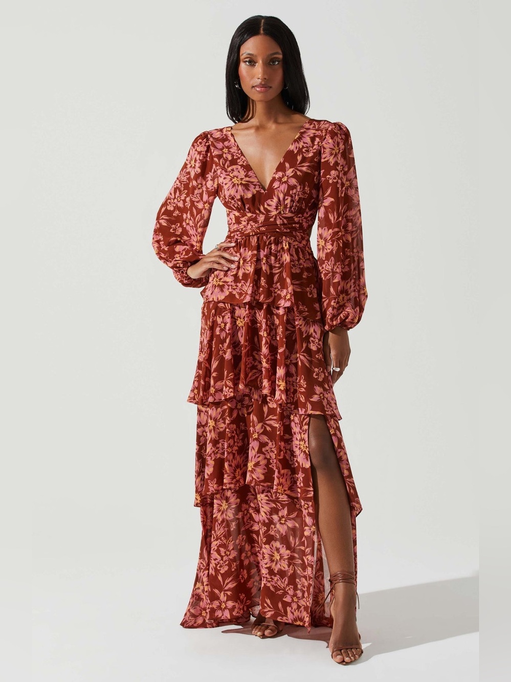Astr the Label Anora Tiered Maxi Dress Rust Brown Floral Women’s Size Small